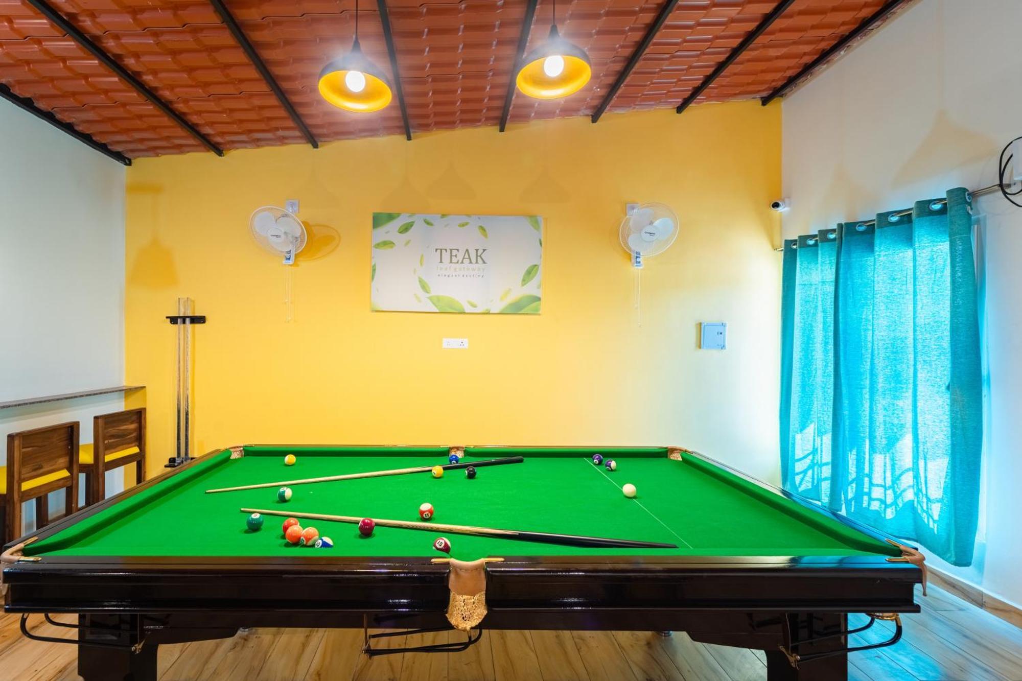Teak Leaf Gateway Villa With Swimming Pool Indoor Games Kālapettai Exterior foto