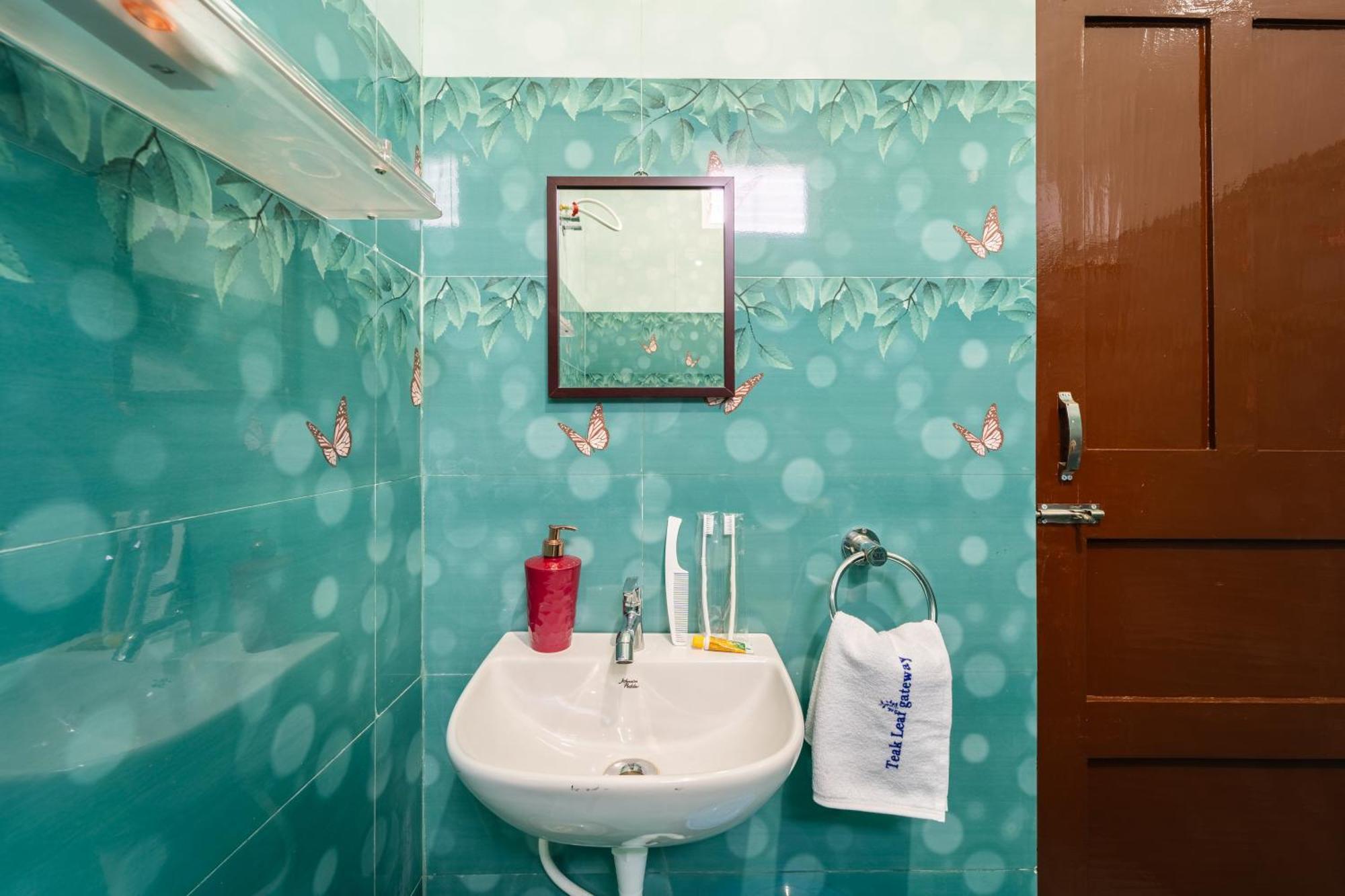 Teak Leaf Gateway Villa With Swimming Pool Indoor Games Kālapettai Exterior foto