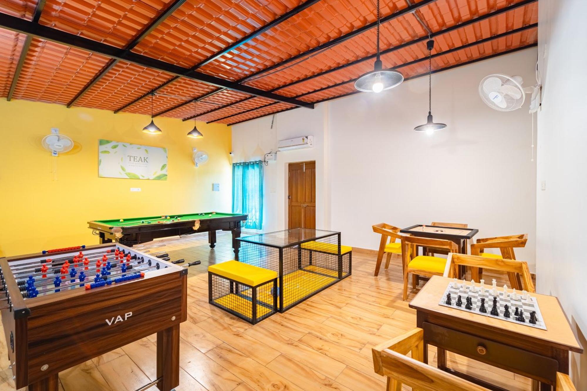 Teak Leaf Gateway Villa With Swimming Pool Indoor Games Kālapettai Exterior foto