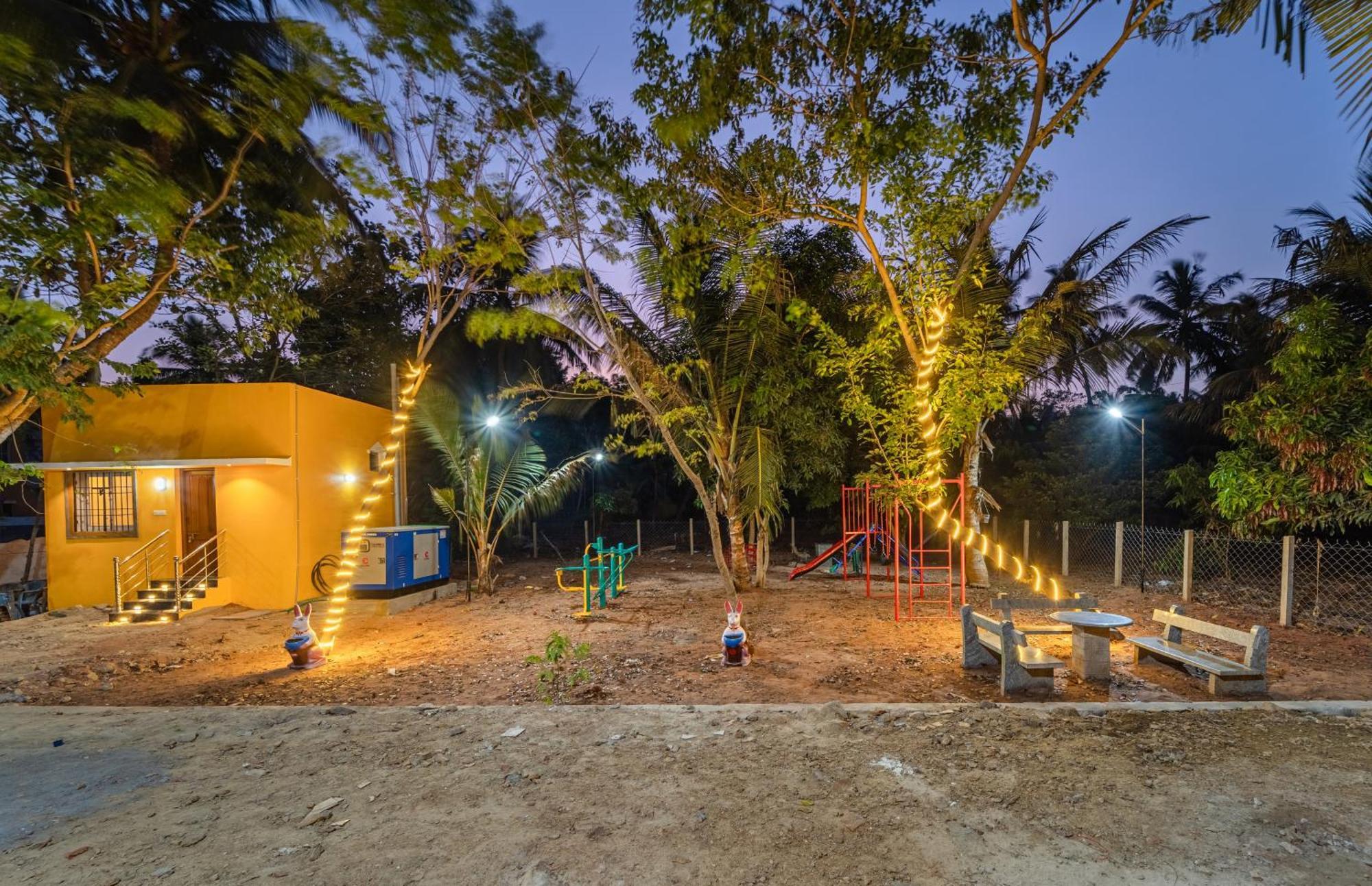 Teak Leaf Gateway Villa With Swimming Pool Indoor Games Kālapettai Exterior foto