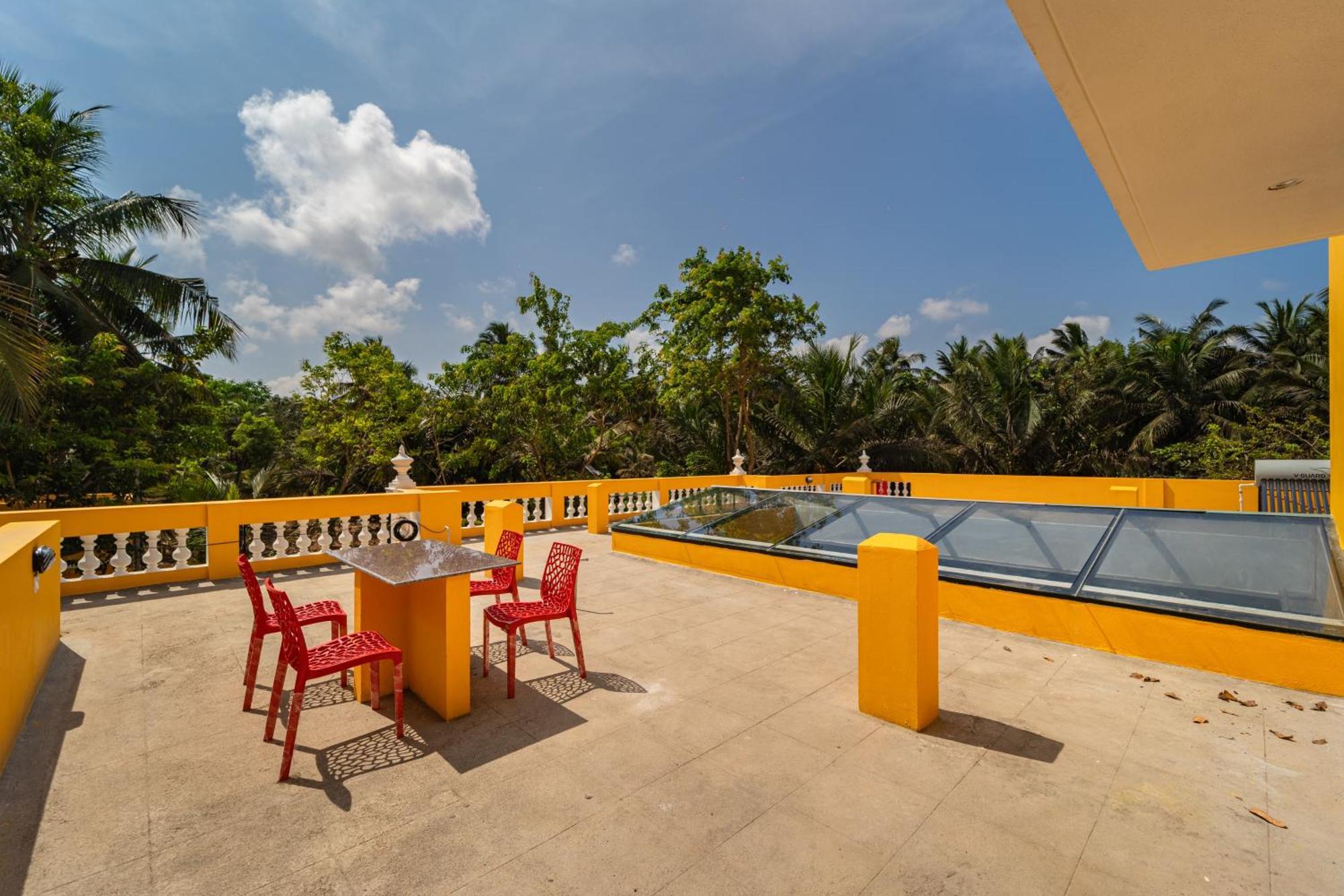 Teak Leaf Gateway Villa With Swimming Pool Indoor Games Kālapettai Exterior foto
